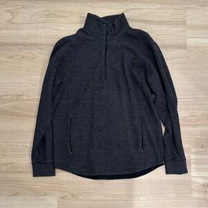 Abercrombie and Fitch men’s YPB quarter zip sweatshirt size medium